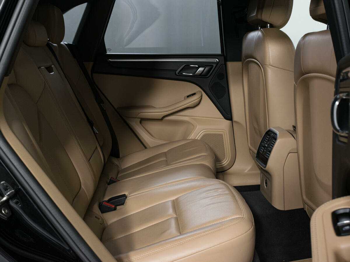Купить Porsche Macan с пробегом. Фото: #6