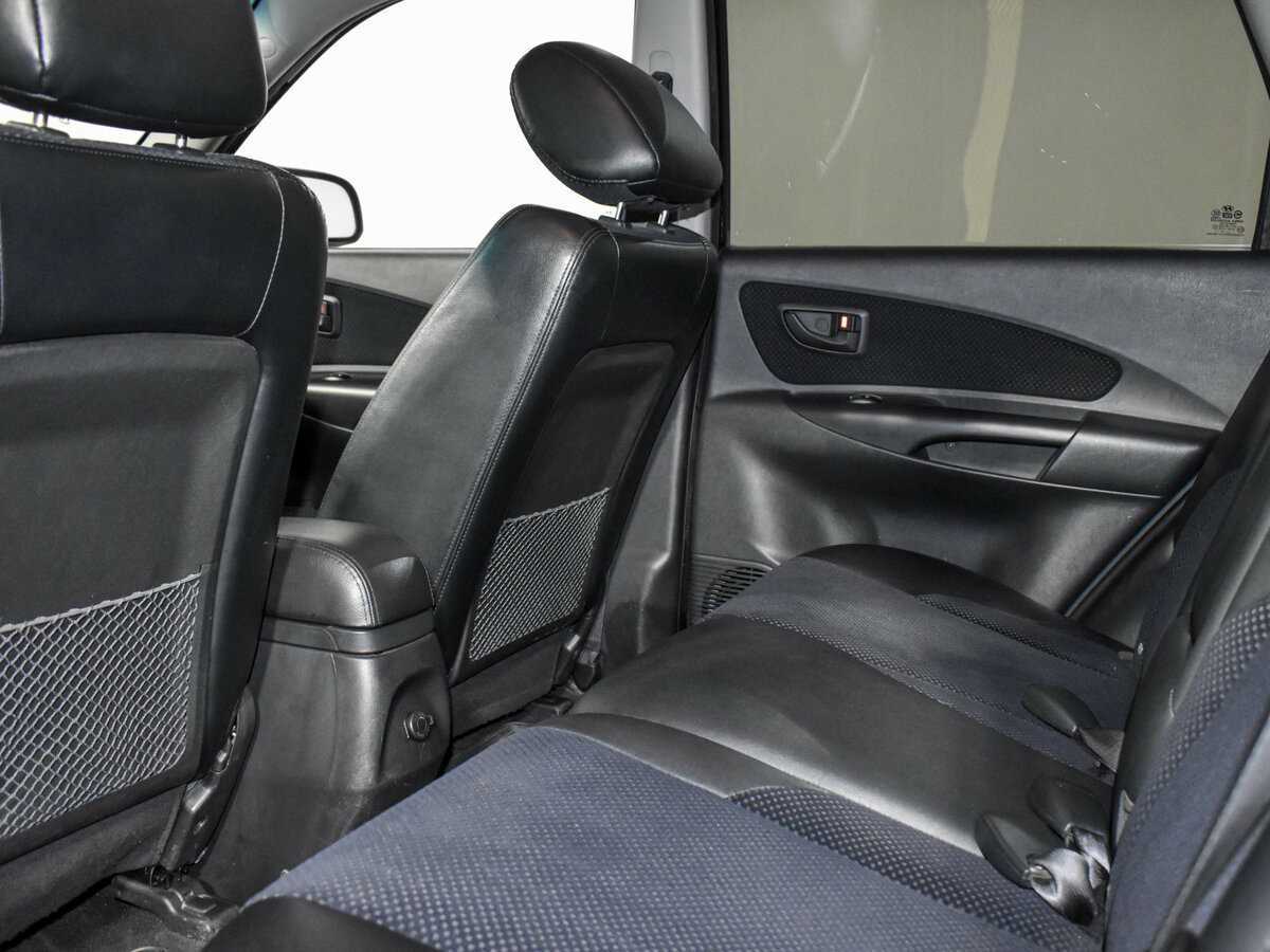 Купить Hyundai Tucson с пробегом. Фото: #9
