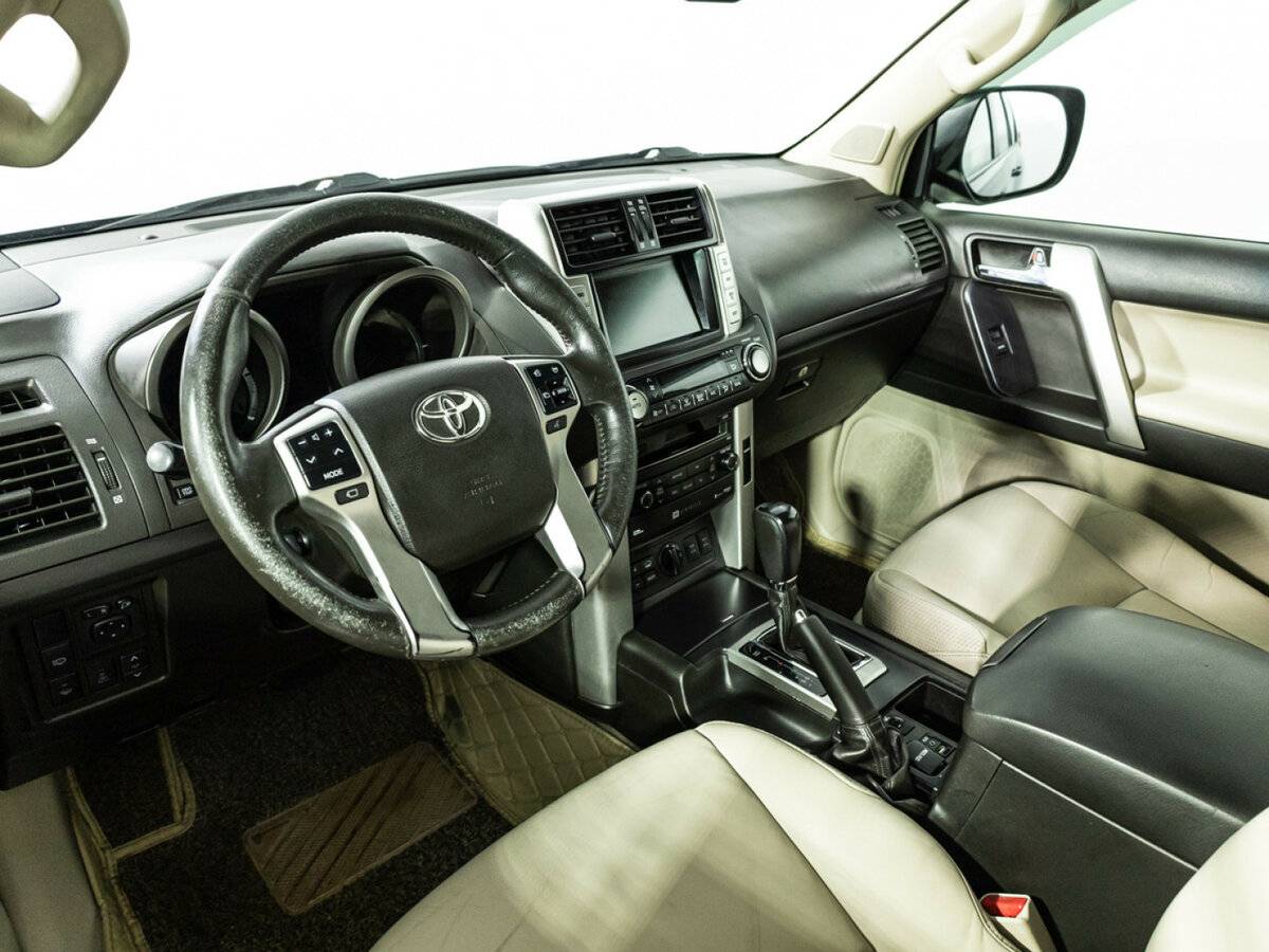 Купить Toyota Land Cruiser Prado с пробегом. Фото: #8