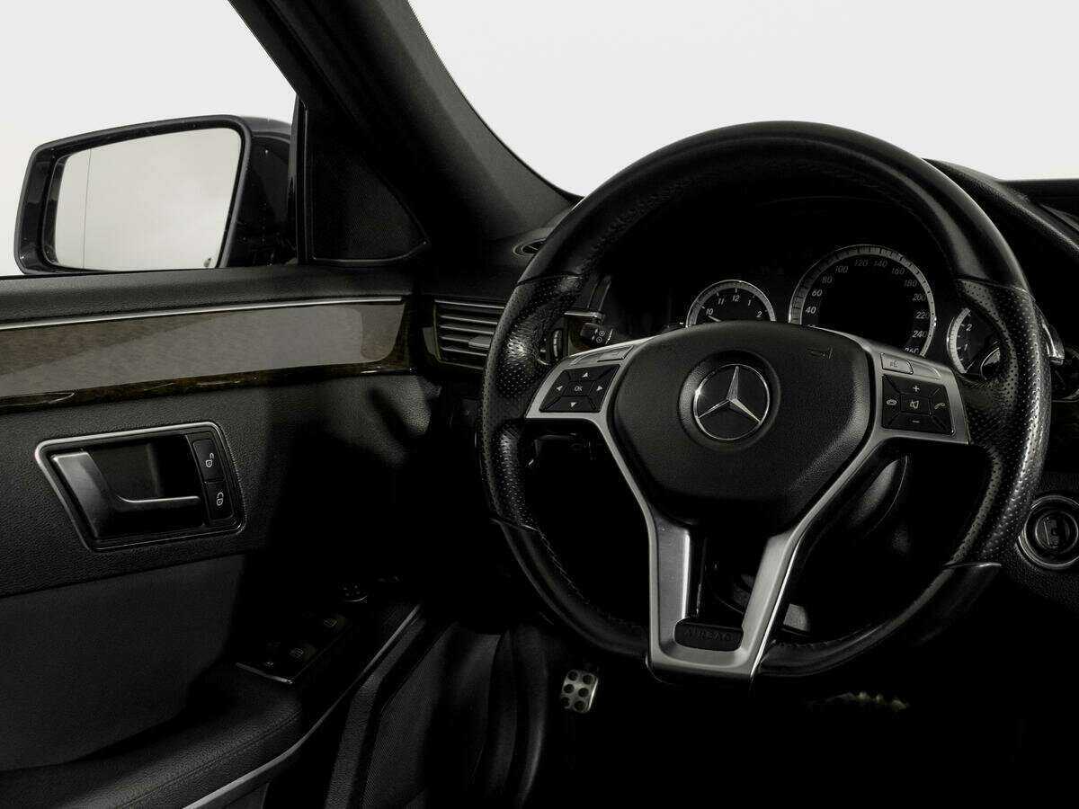 Купить Mercedes-Benz E-Класс с пробегом. Фото: #14