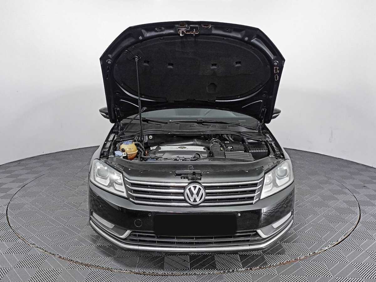 Купить Volkswagen Passat с пробегом. Фото: #6