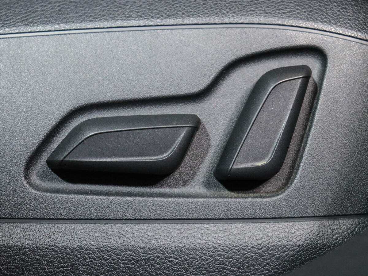 Купить Audi A4 с пробегом. Фото: #12