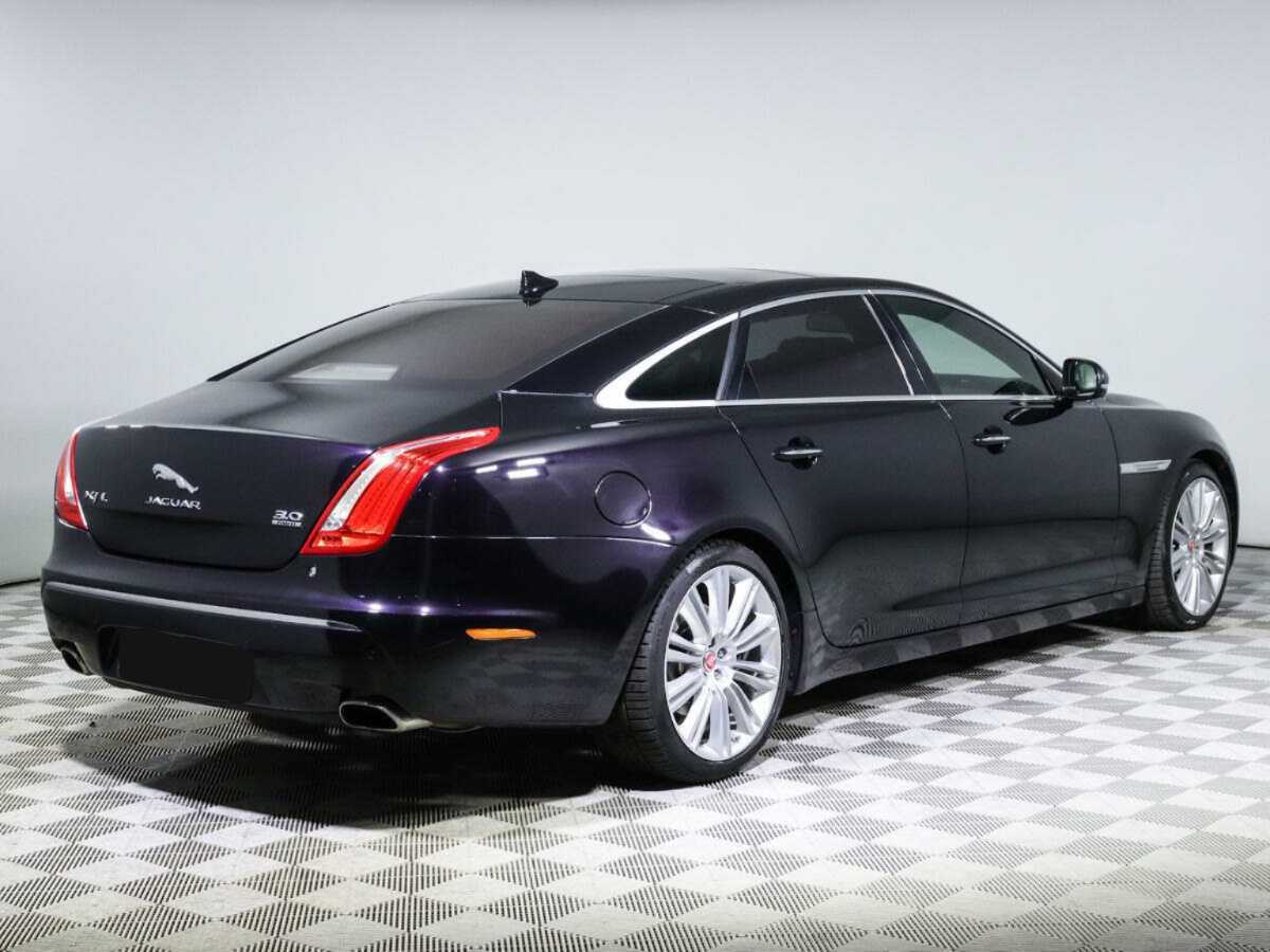 Купить Jaguar XJ с пробегом. Фото: #3