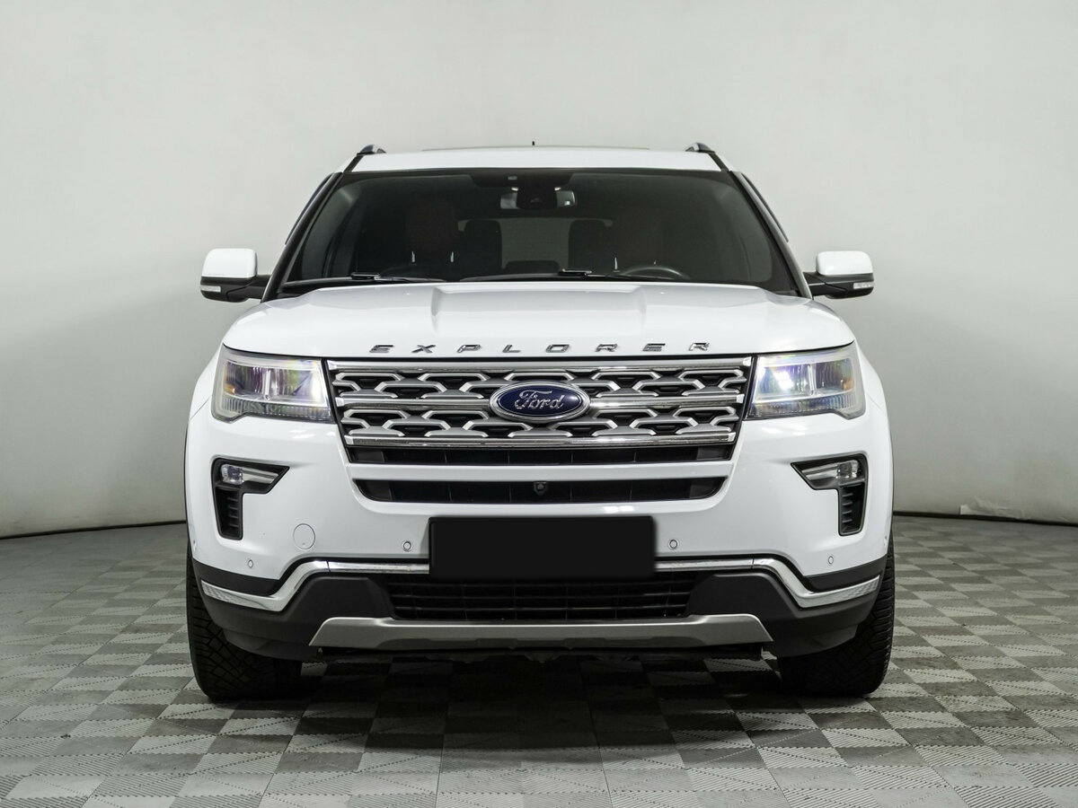 Купить Ford Explorer с пробегом. Фото: #1