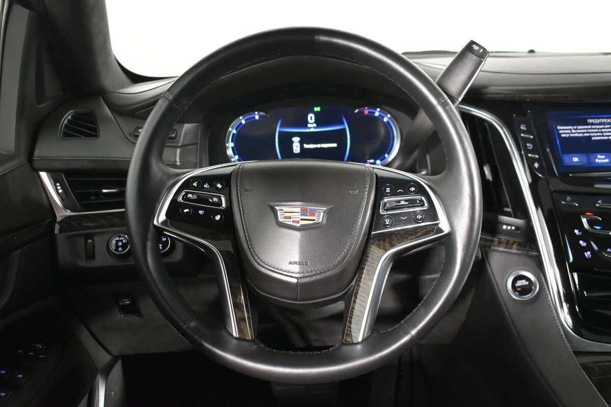 Купить Cadillac Escalade с пробегом. Фото: #22