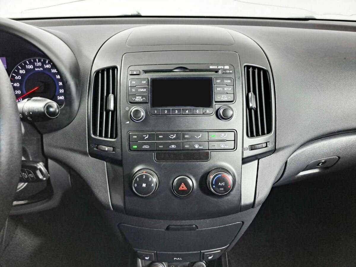 Купить Hyundai i30 с пробегом. Фото: #14