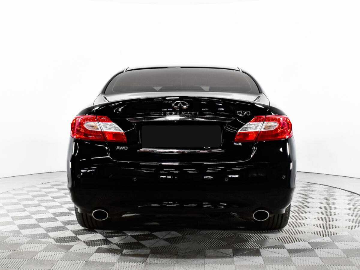 Купить Infiniti Q70 с пробегом. Фото: #3