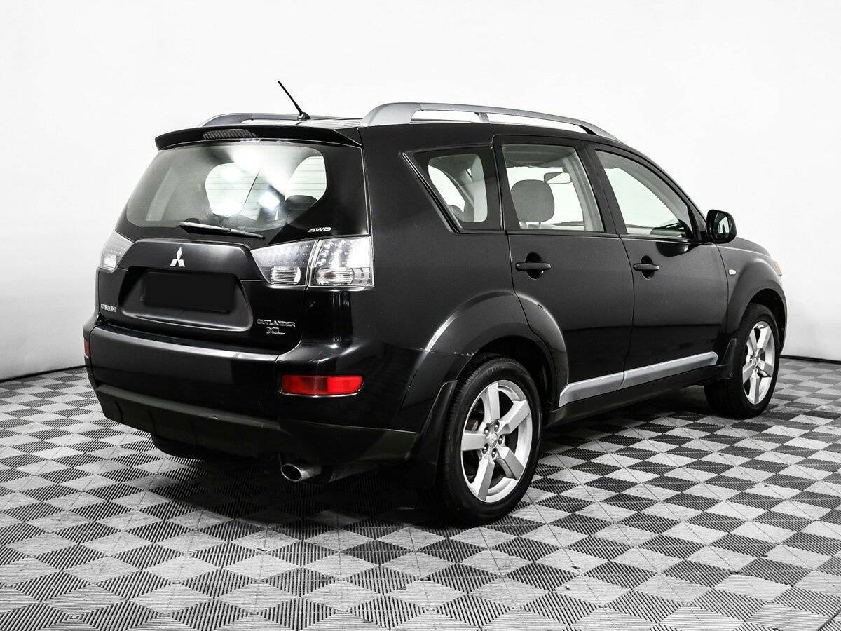 Купить Mitsubishi Outlander с пробегом. Фото: #4