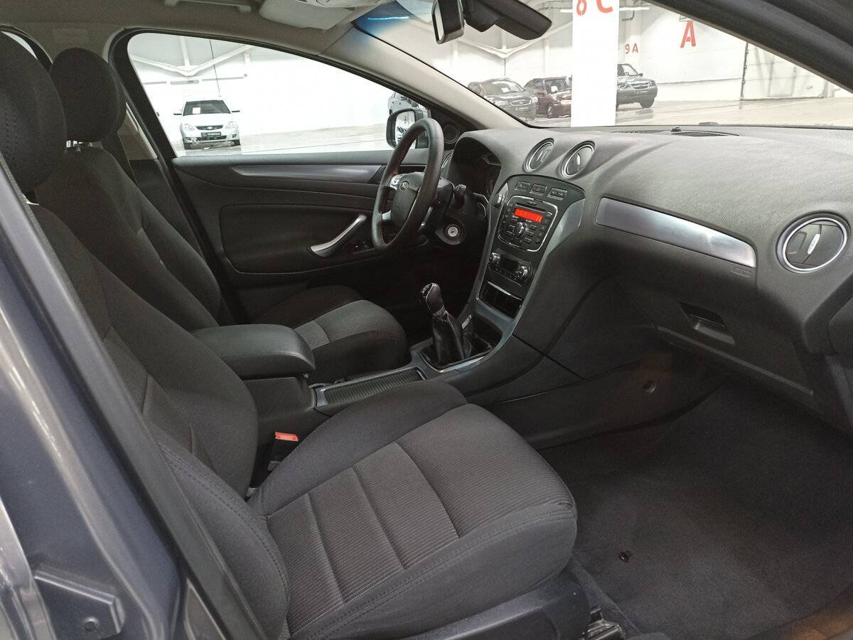Купить Ford Mondeo с пробегом. Фото: #10