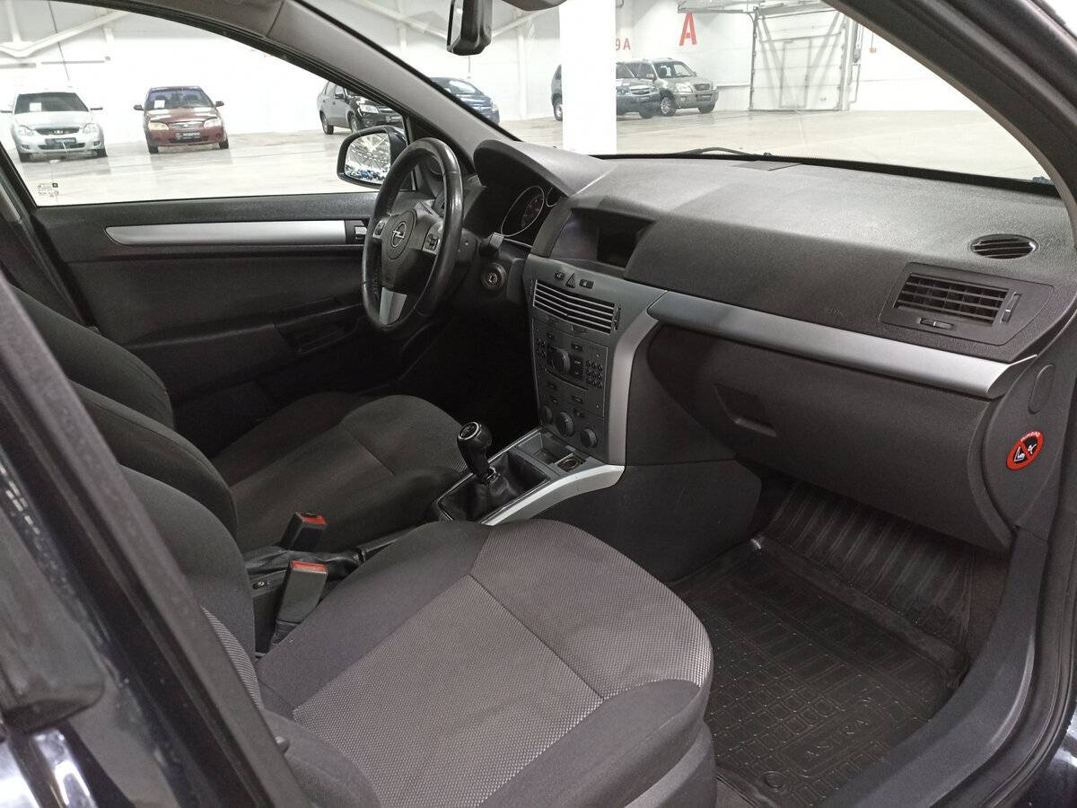 Купить Opel Astra с пробегом. Фото: #10