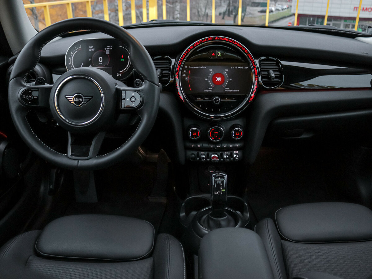 Купить Mini Hatch с пробегом. Фото: #7
