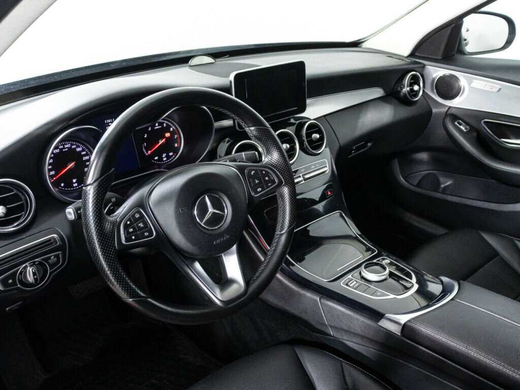 Купить Mercedes-Benz C-Класс с пробегом. Фото: #10