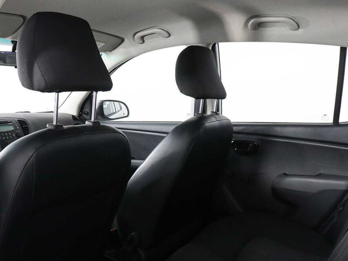 Купить Hyundai i10 с пробегом. Фото: #7