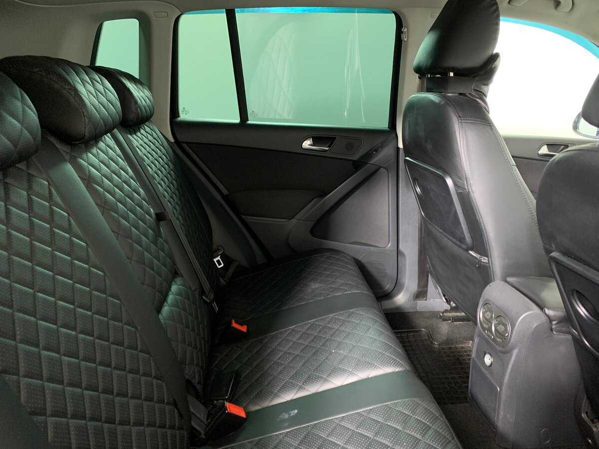 Купить Volkswagen Tiguan с пробегом. Фото: #17