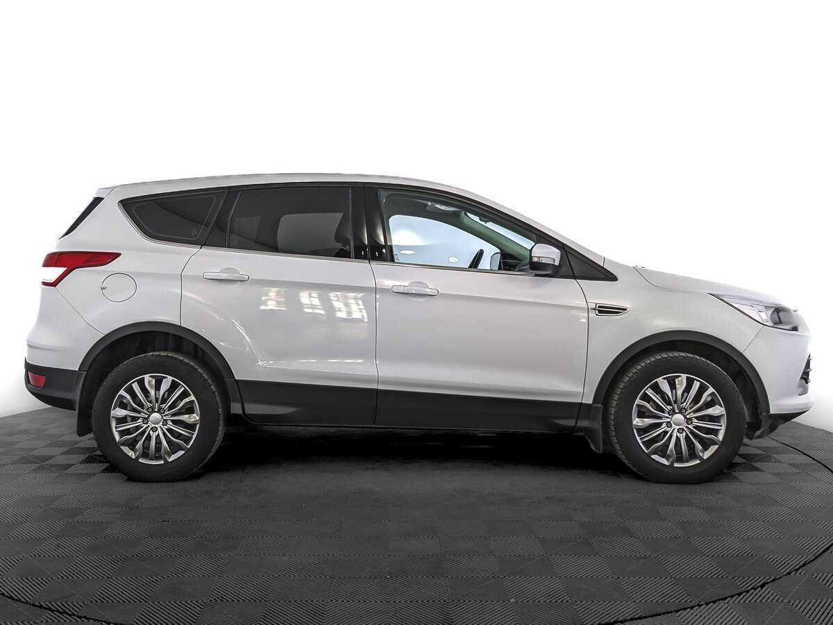 Купить Ford Kuga с пробегом. Фото: #3