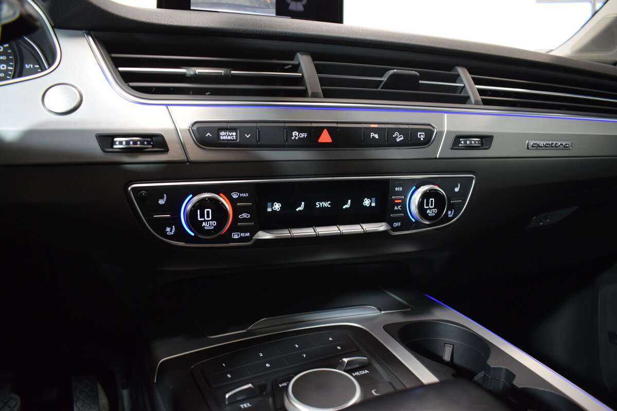 Купить Audi Q7 с пробегом. Фото: #27