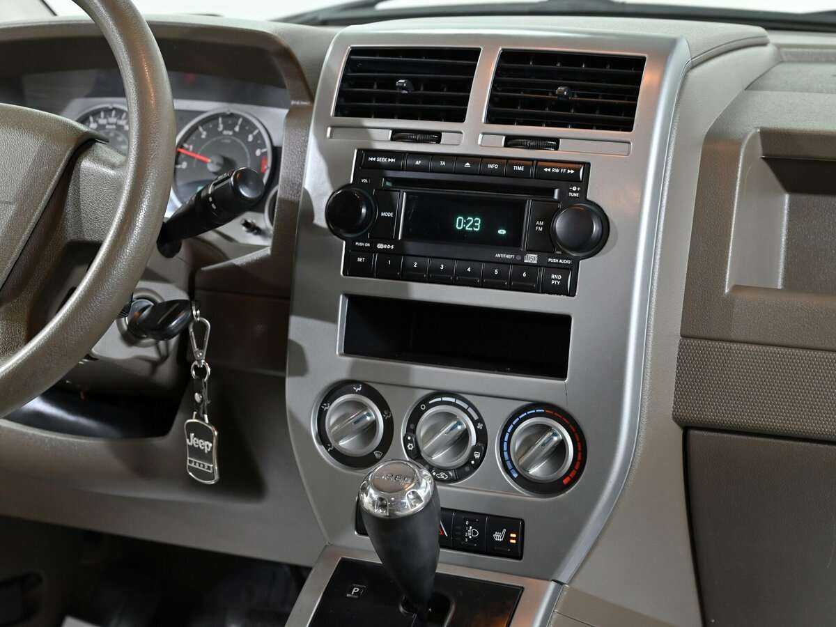 Купить Jeep Compass с пробегом. Фото: #8
