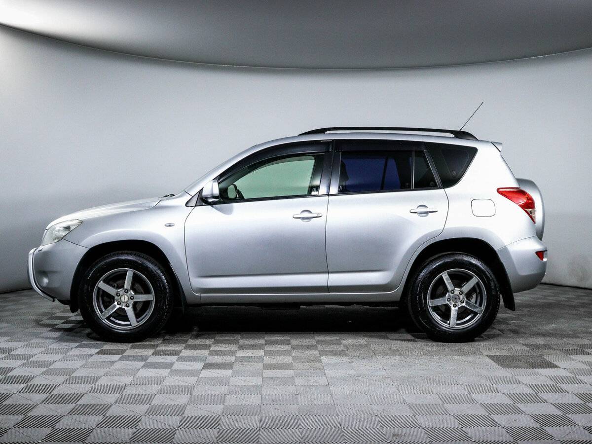 Купить Toyota RAV4 с пробегом. Фото: #7