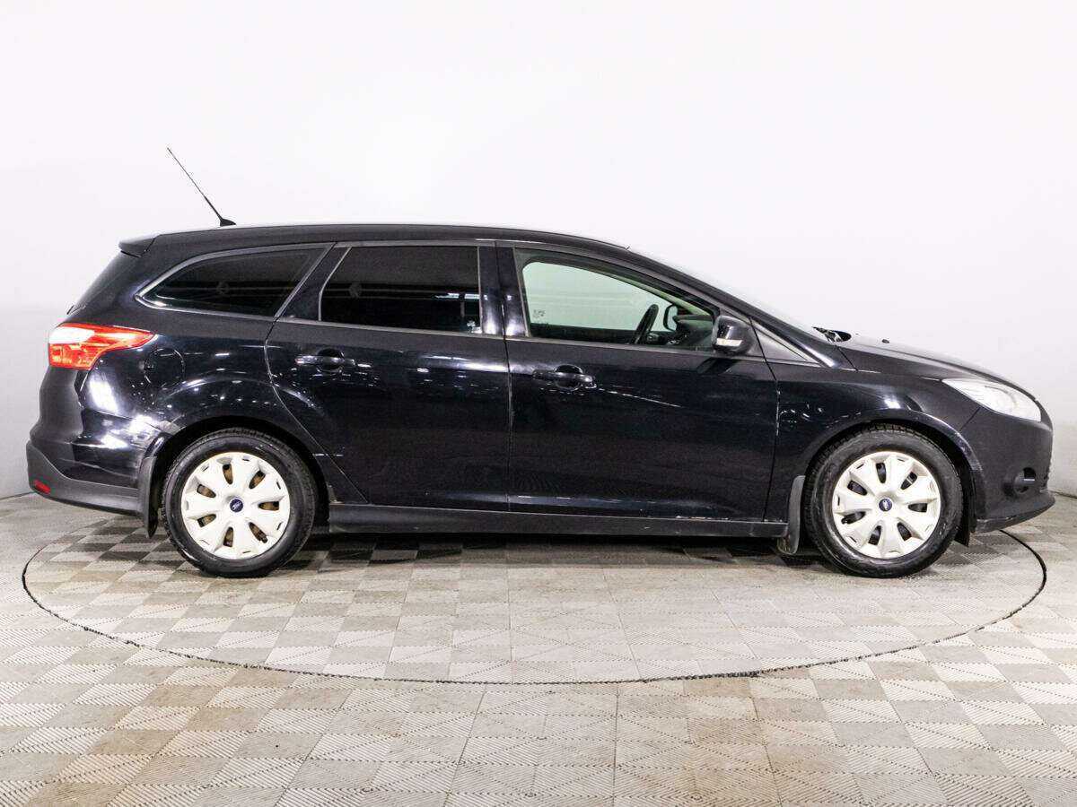 Купить Ford Focus с пробегом. Фото: #3