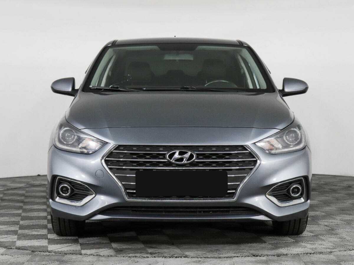 Купить Hyundai Solaris с пробегом. Фото: #1