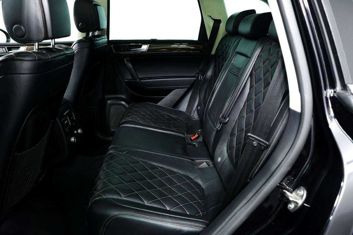 Купить Volkswagen Touareg с пробегом. Фото: #11