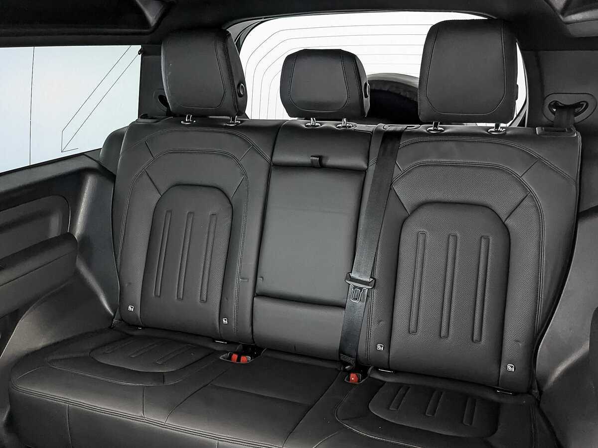 Купить Land Rover Defender с пробегом. Фото: #17