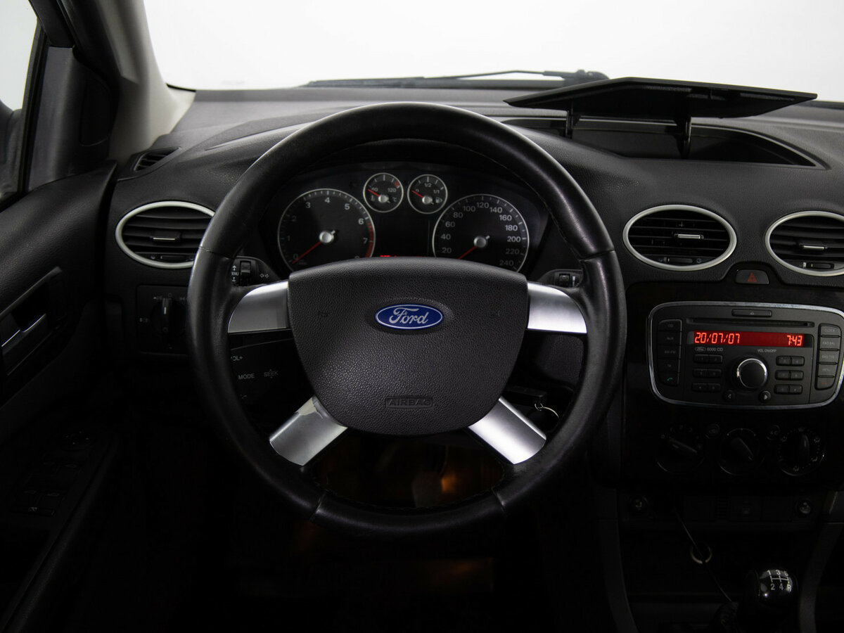 Купить Ford Focus с пробегом. Фото: #5