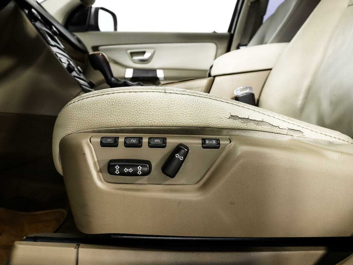 Купить Volvo XC90 с пробегом. Фото: #9