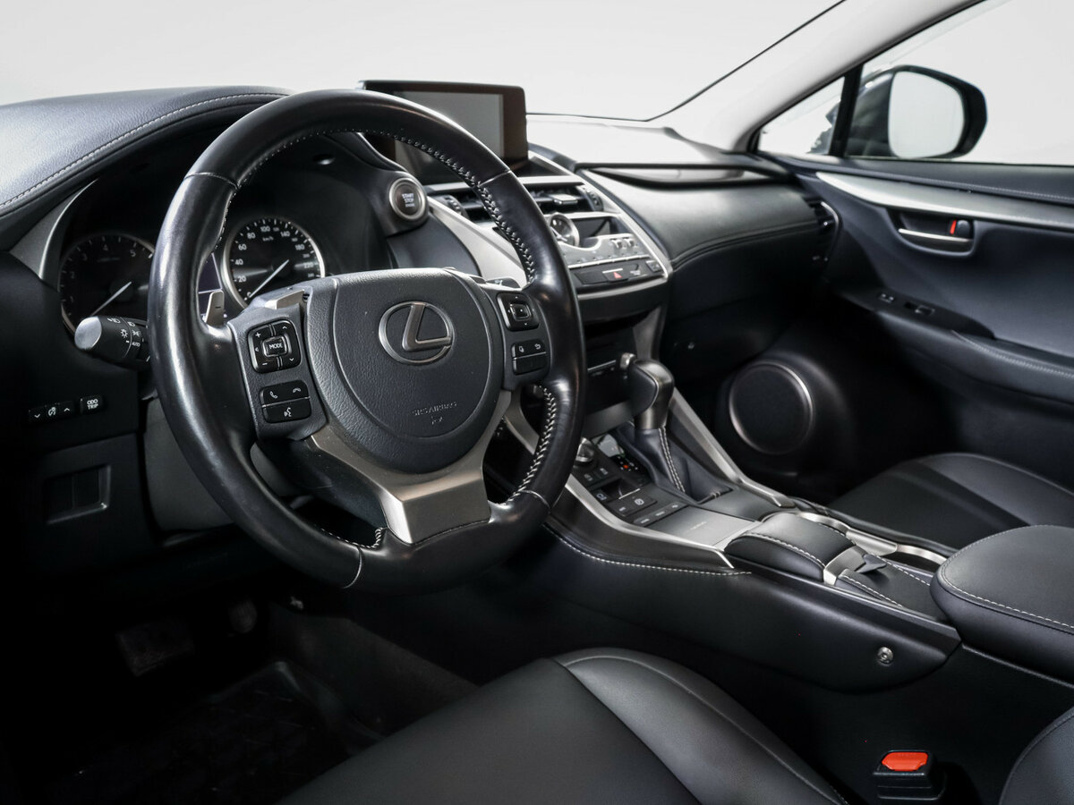 Купить Lexus NX с пробегом. Фото: #10