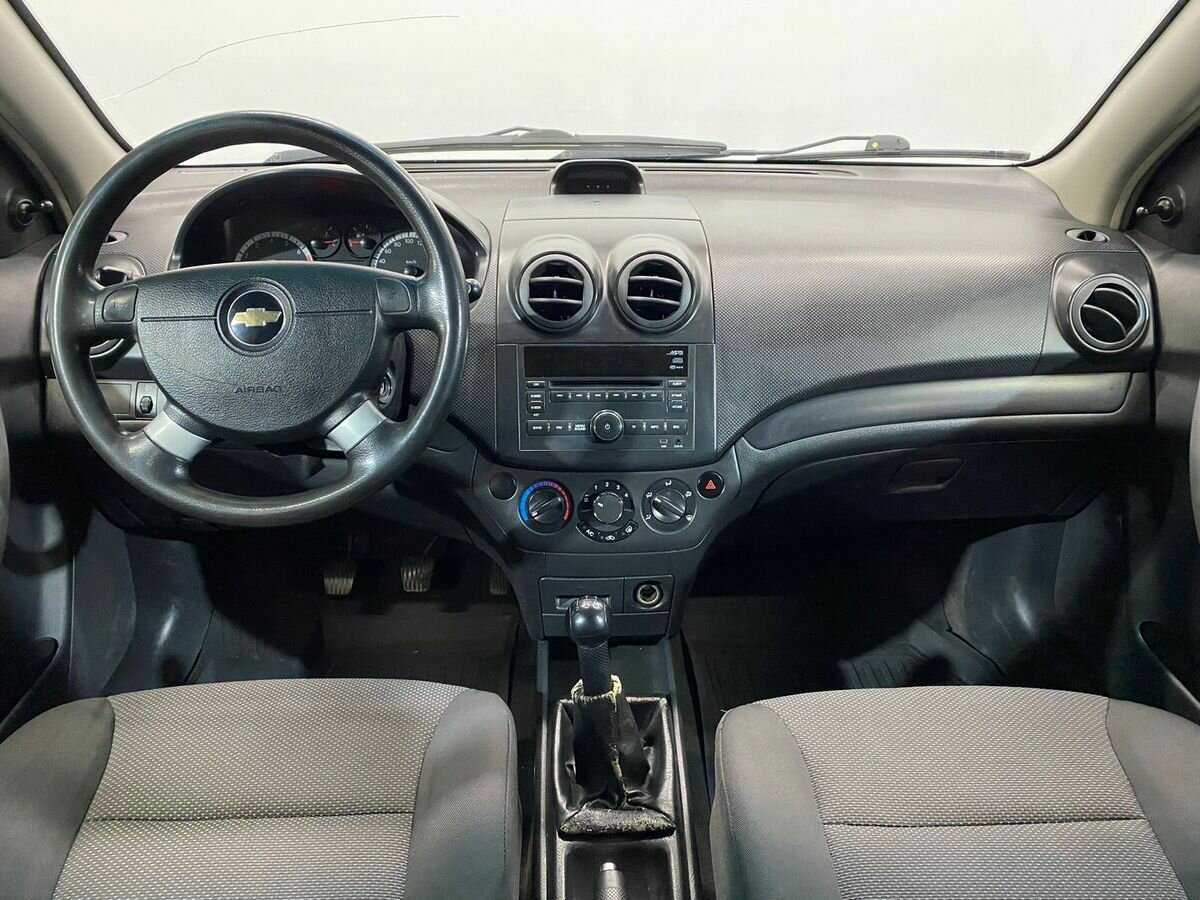 Купить Chevrolet Aveo с пробегом. Фото: #8