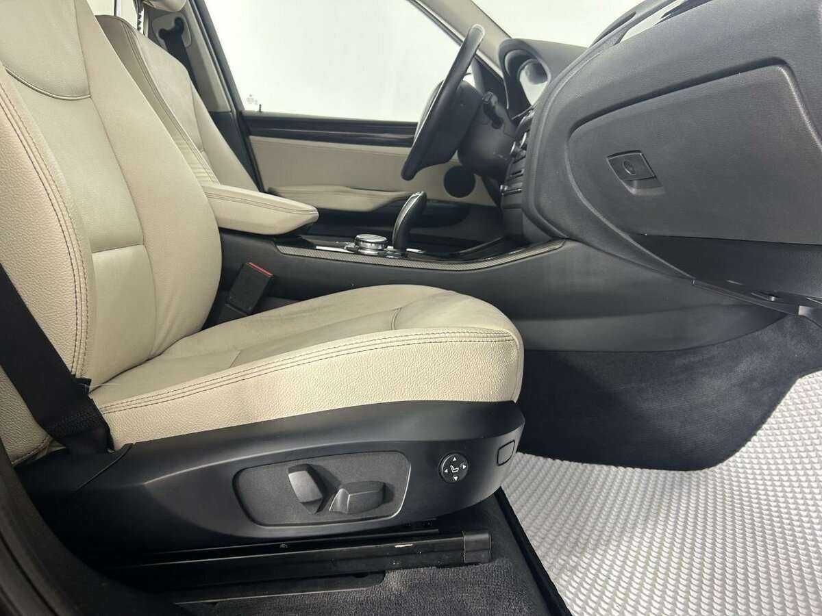 Купить BMW X3 с пробегом. Фото: #13
