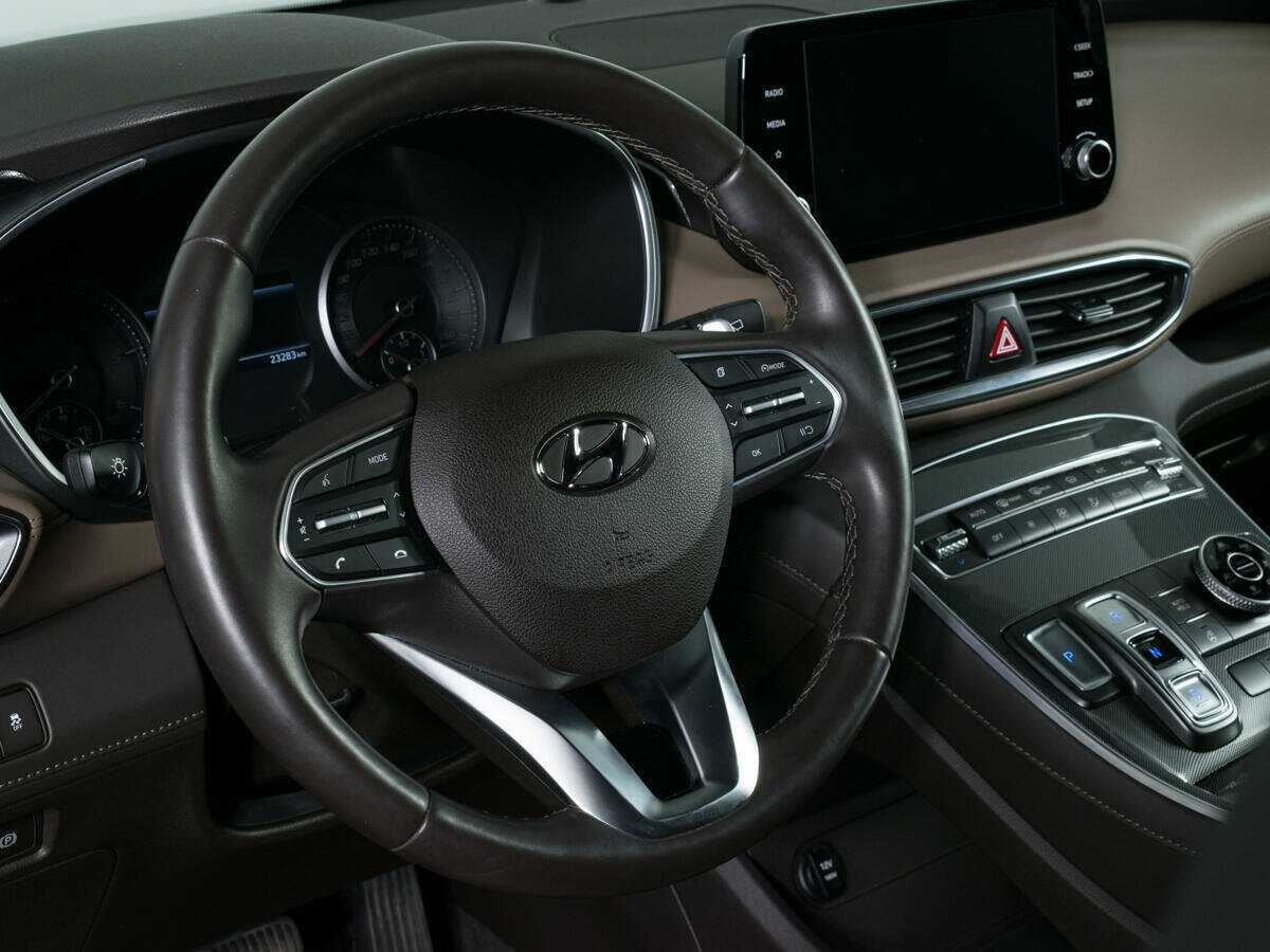 Купить Hyundai Santa Fe с пробегом. Фото: #12