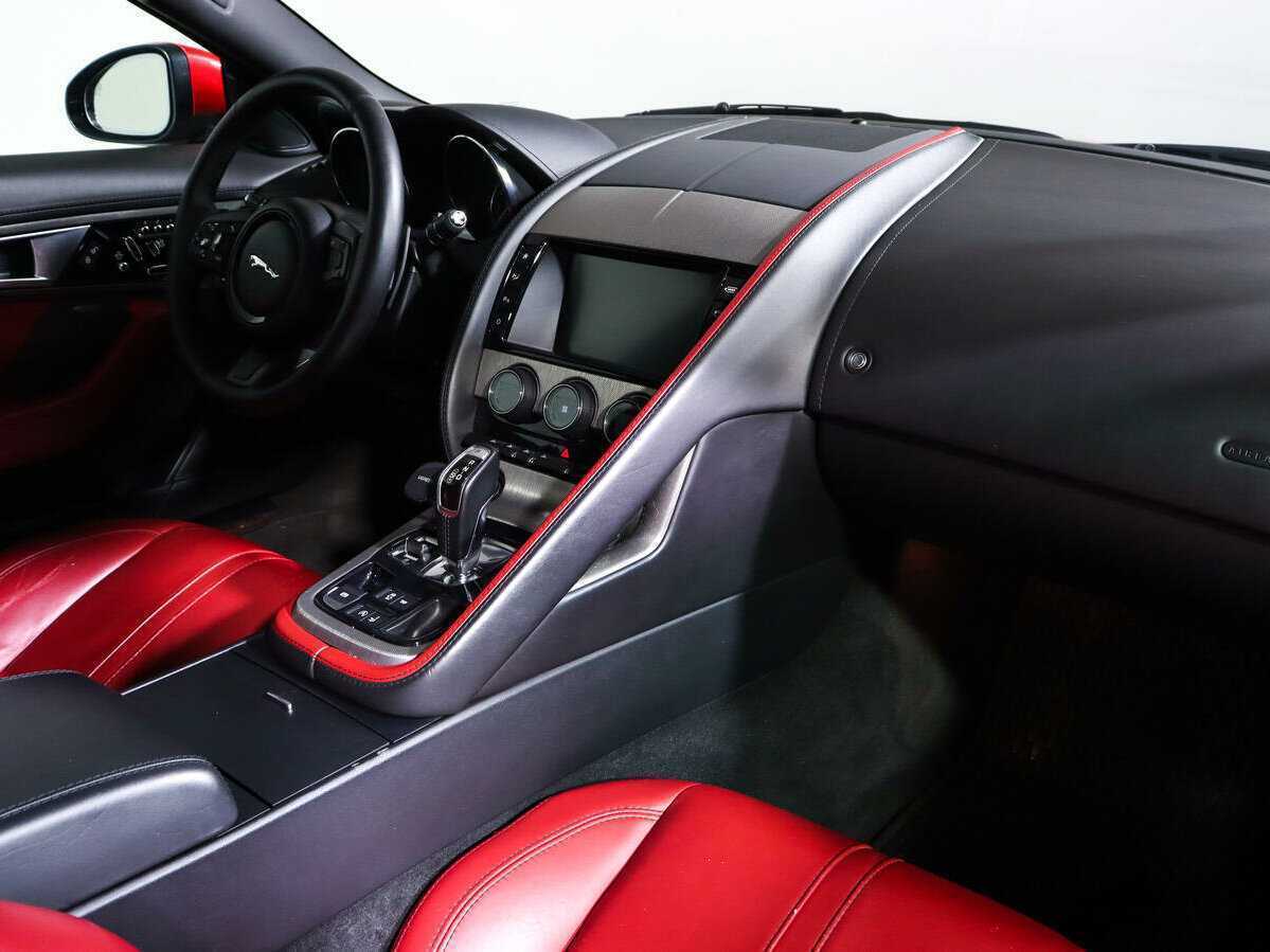 Купить Jaguar F-Type с пробегом. Фото: #6