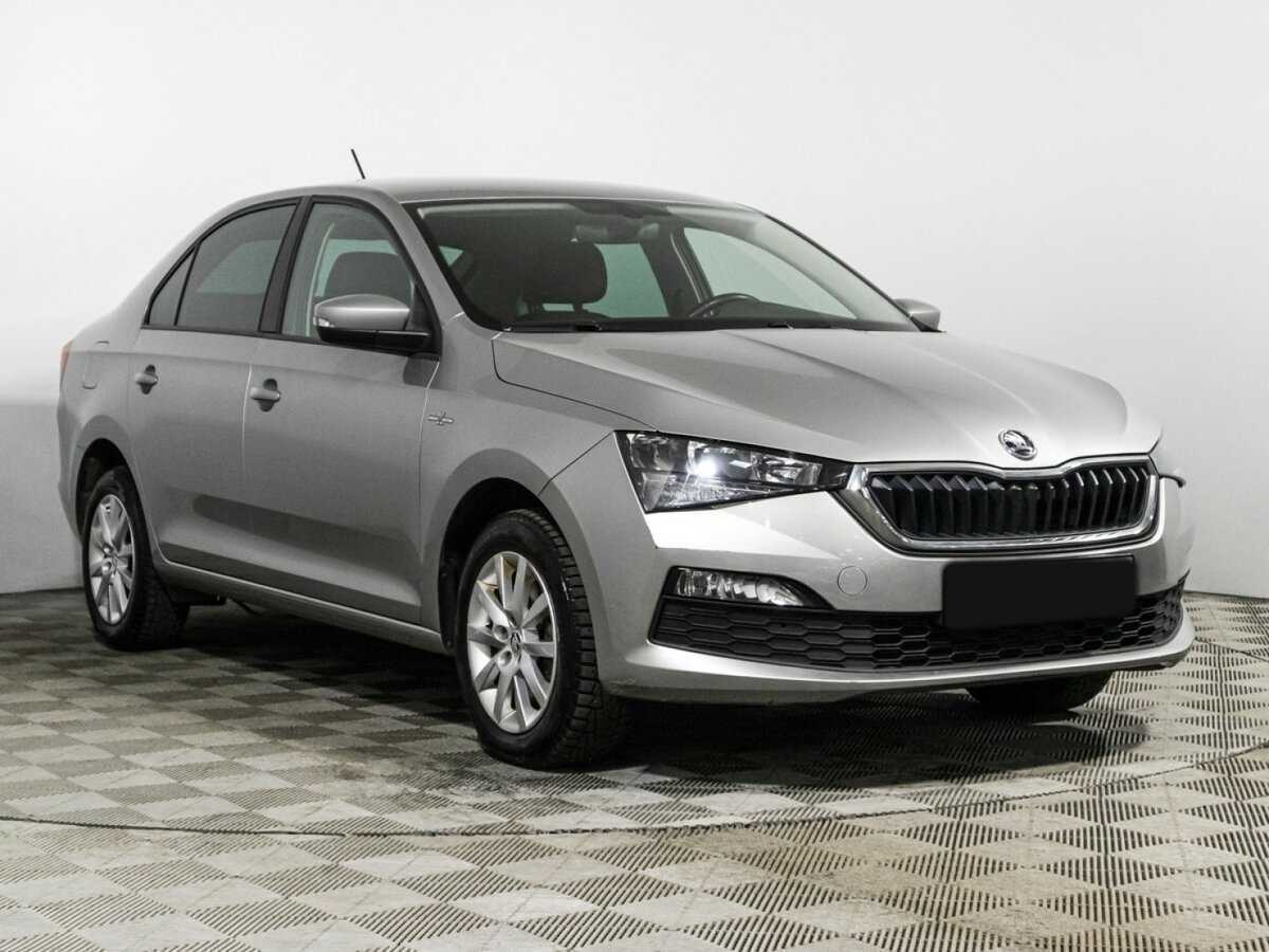 Купить Skoda Rapid с пробегом. Фото: #2