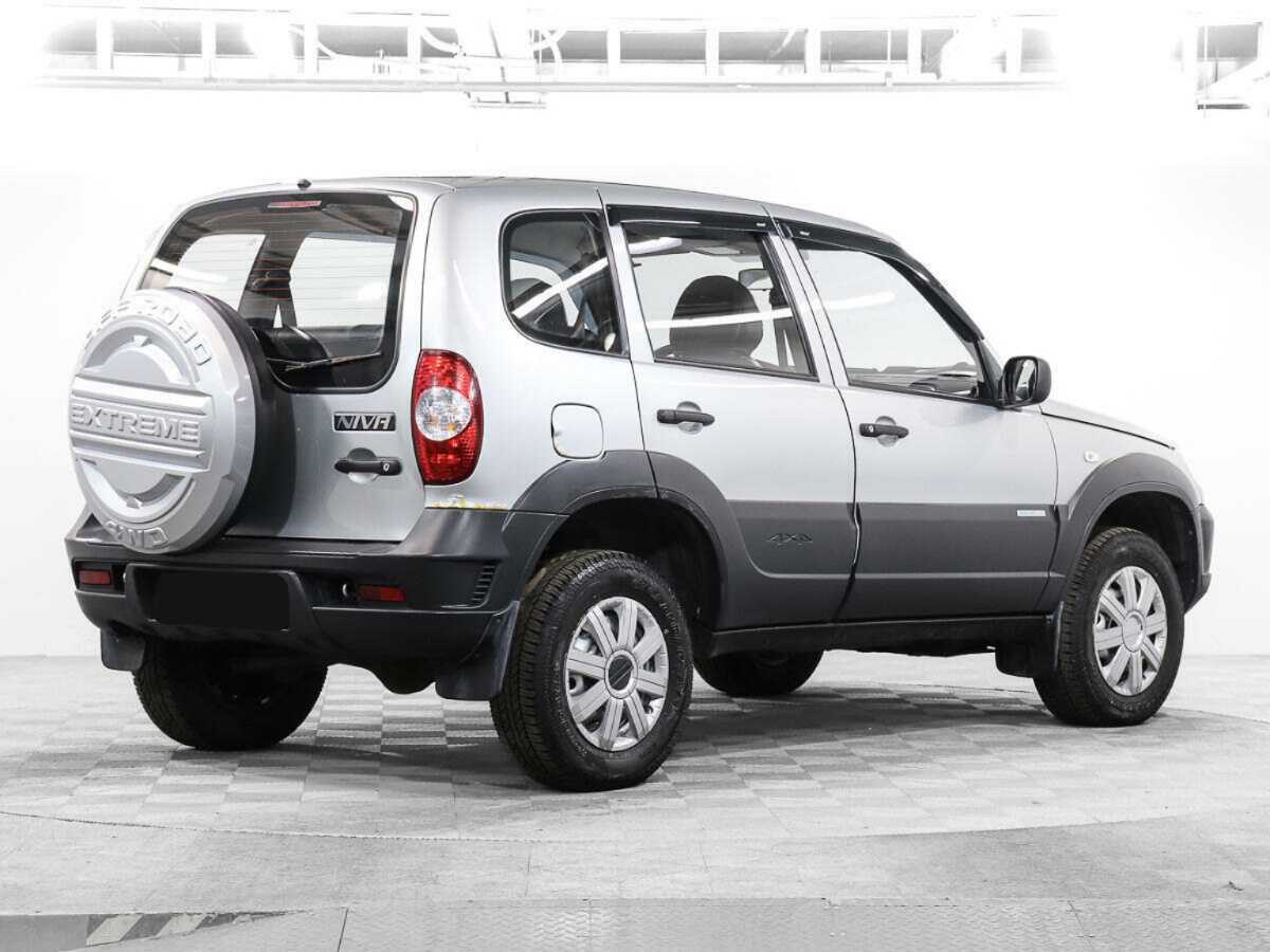 Купить Chevrolet Niva с пробегом. Фото: #4