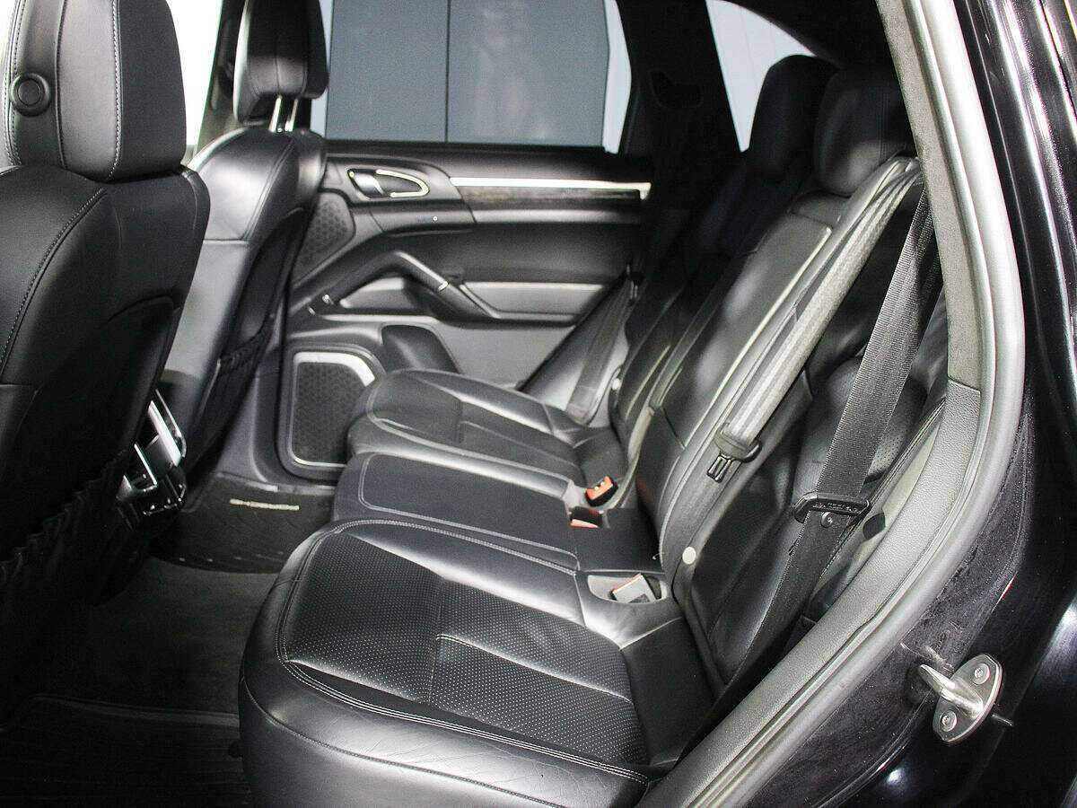 Купить Porsche Cayenne с пробегом. Фото: #9