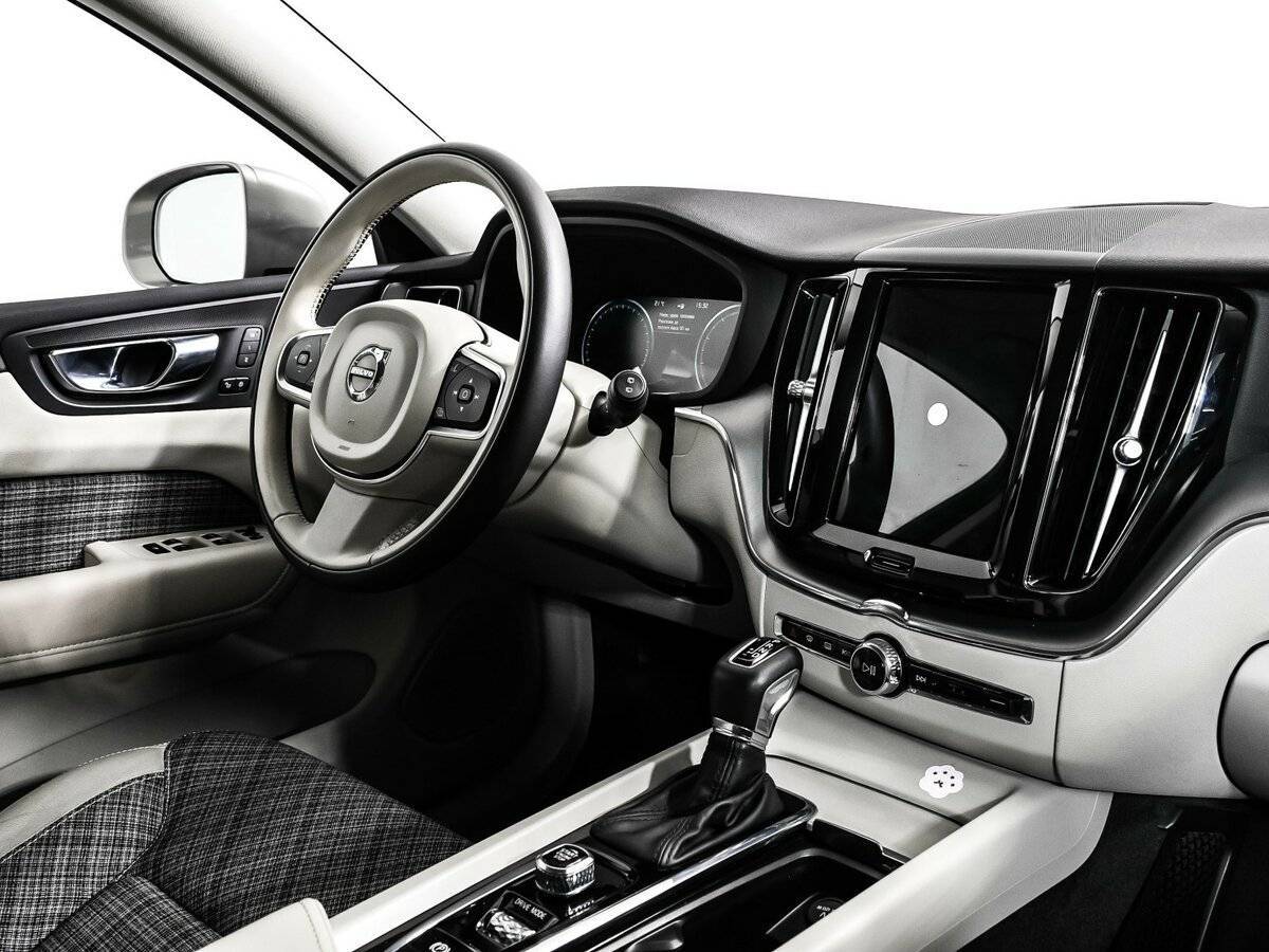 Купить Volvo XC60 с пробегом. Фото: #8