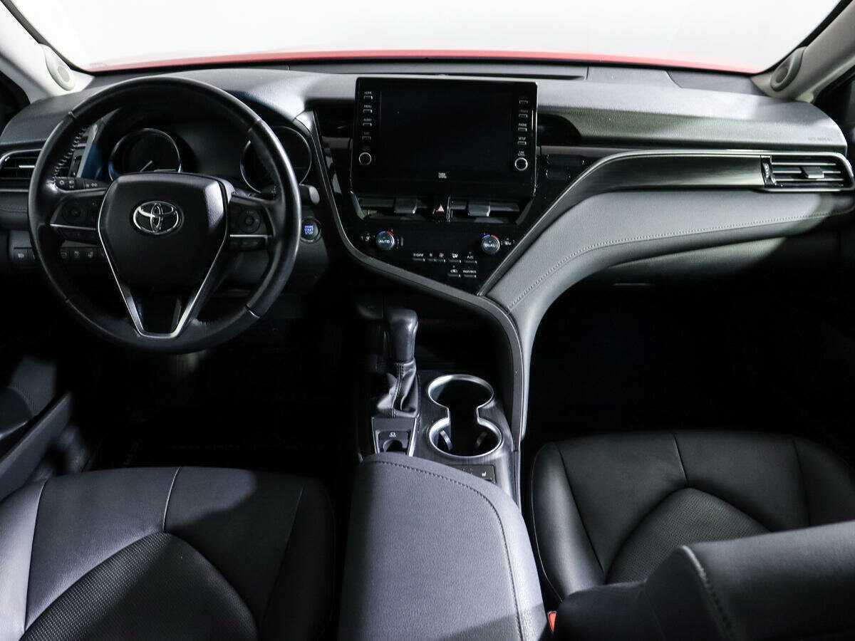 Купить Toyota Camry с пробегом. Фото: #9