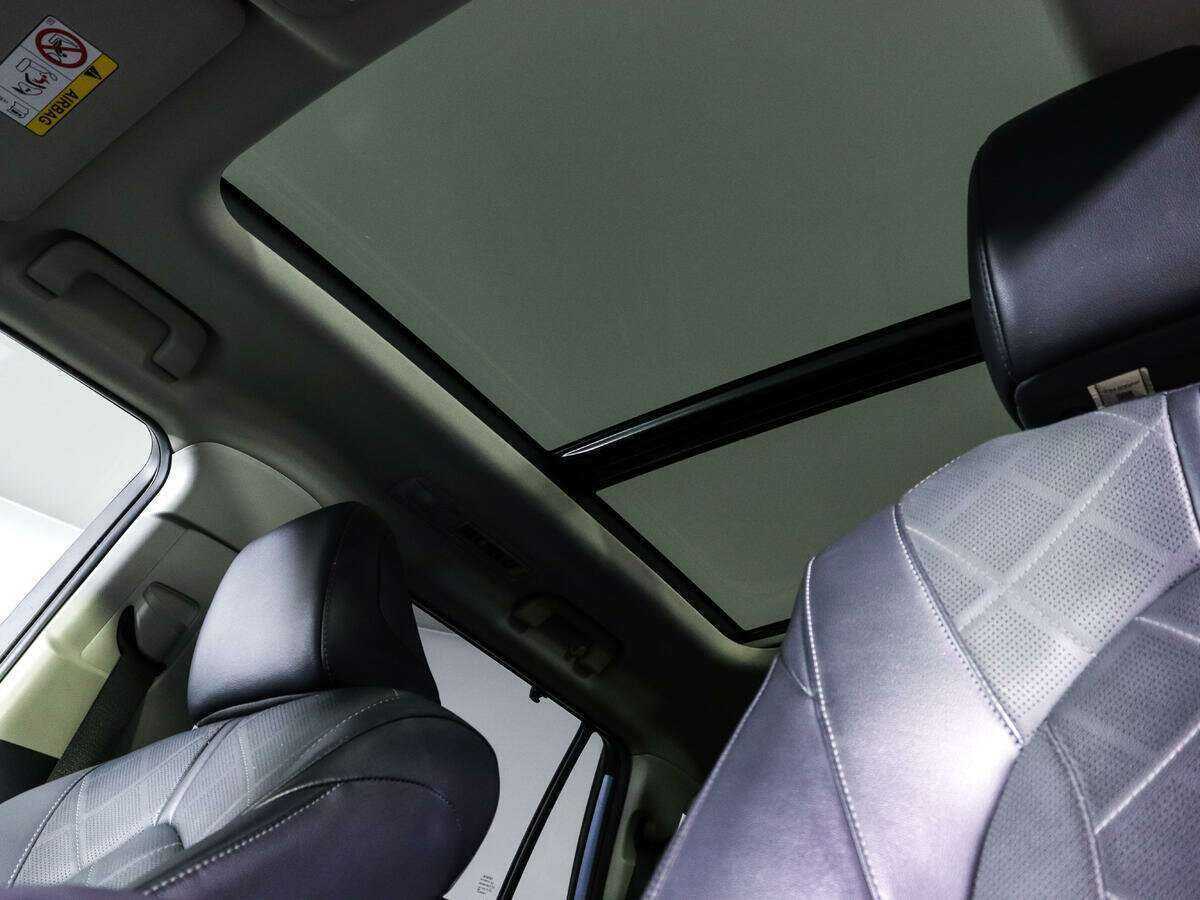Купить Toyota Highlander с пробегом. Фото: #14