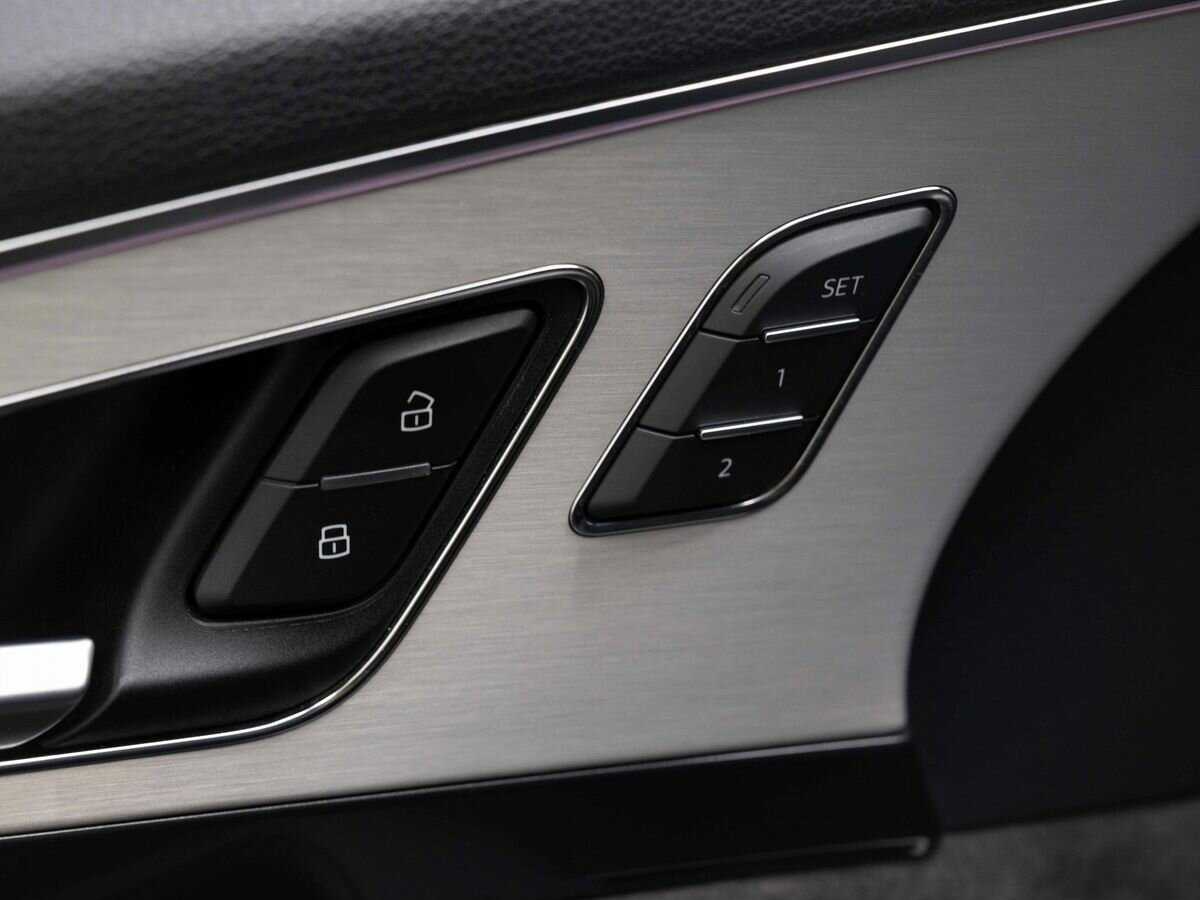 Купить Audi Q7 с пробегом. Фото: #16