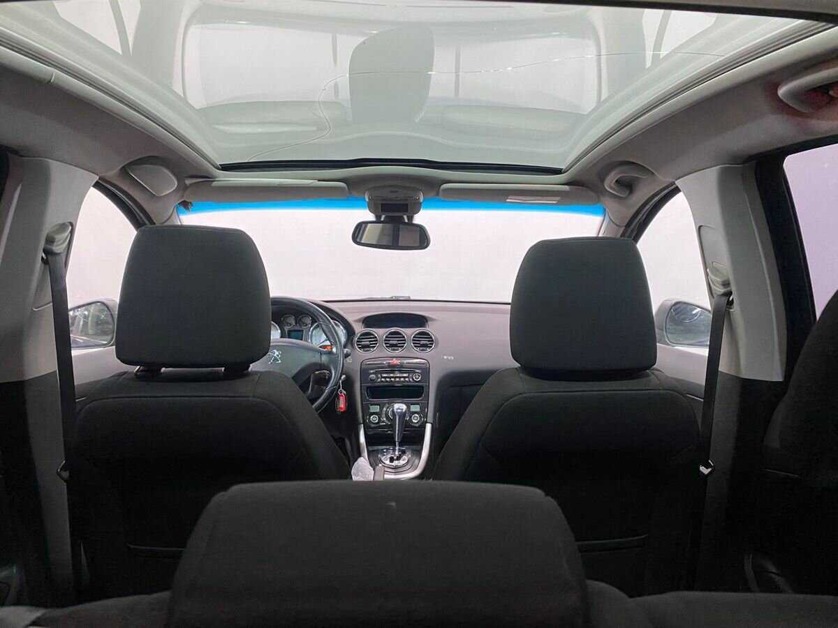 Купить Peugeot 308 с пробегом. Фото: #15
