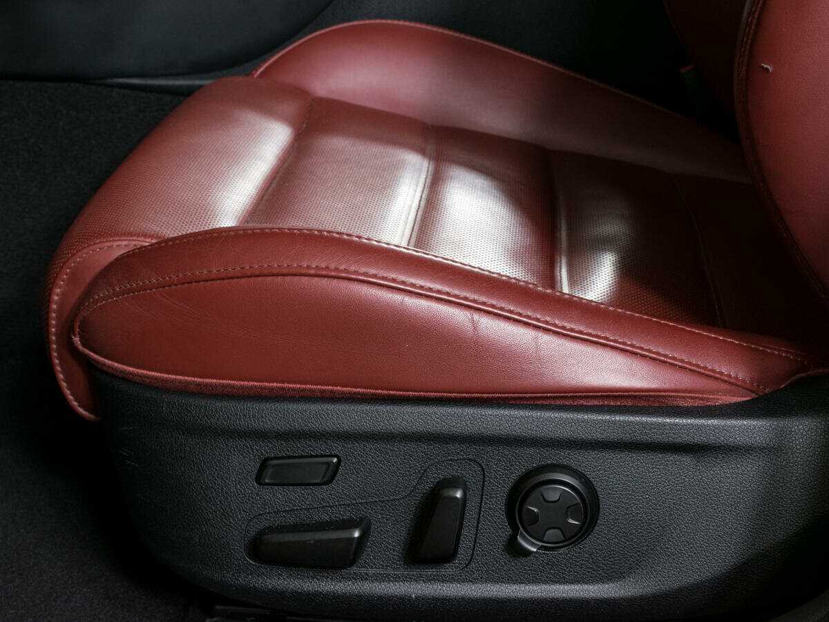 Купить Kia Stinger с пробегом. Фото: #11