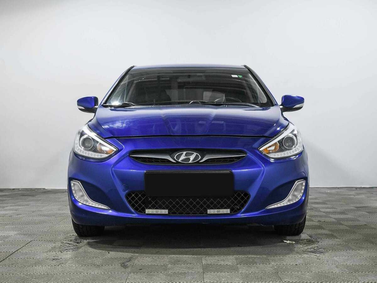 Купить Hyundai Solaris с пробегом. Фото: #1