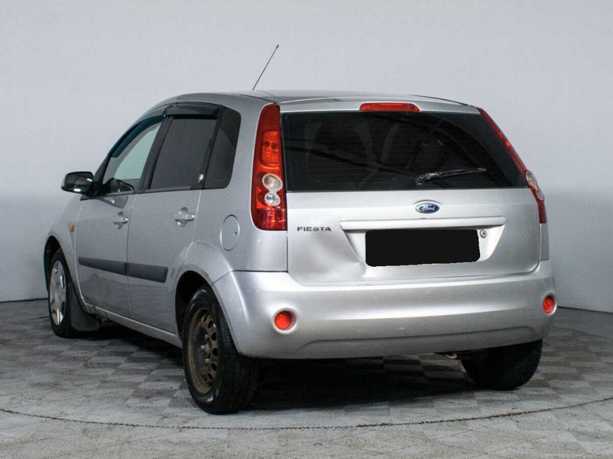 Купить Ford Fiesta с пробегом. Фото: #6