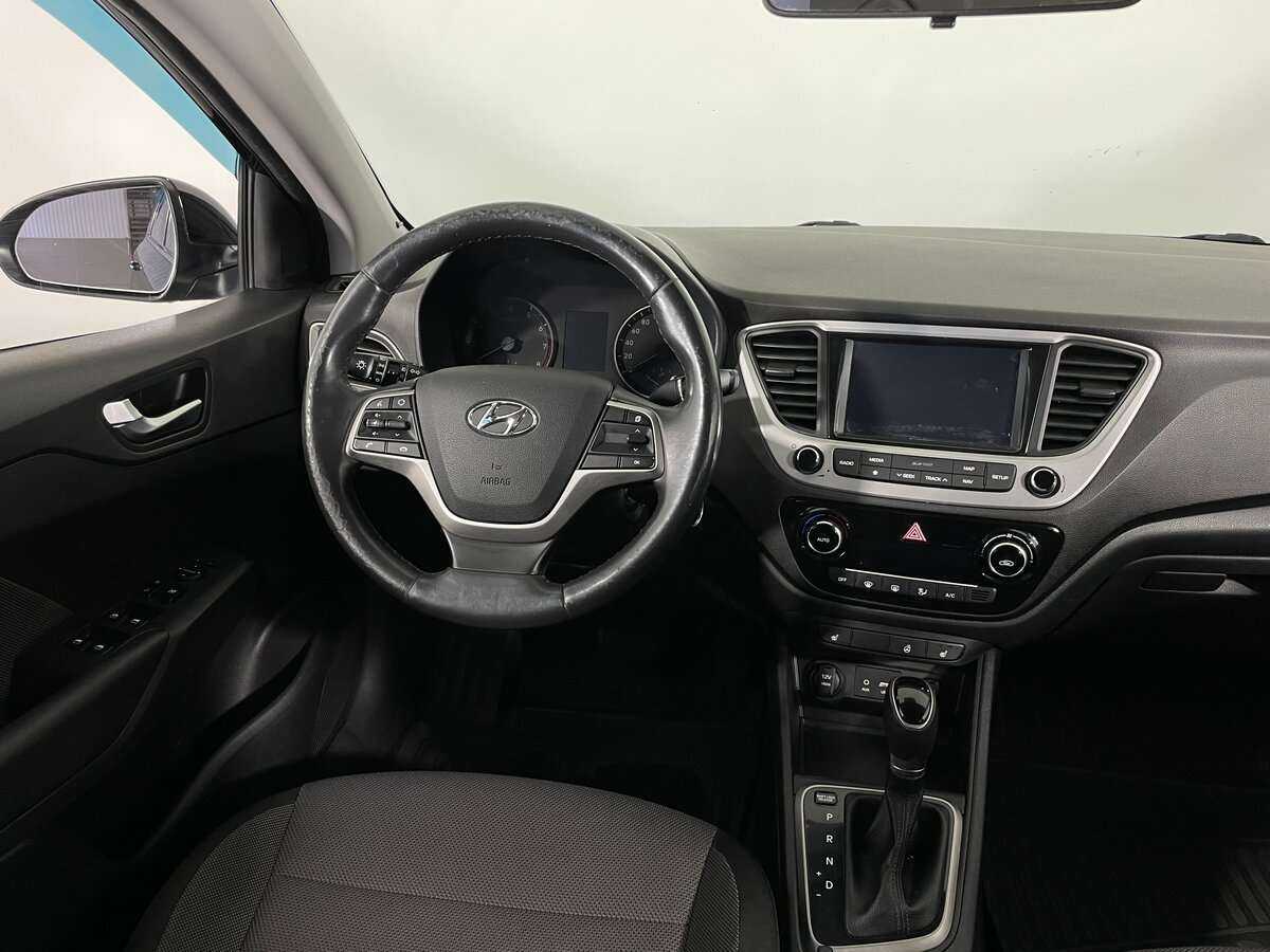 Купить Hyundai Solaris с пробегом. Фото: #8