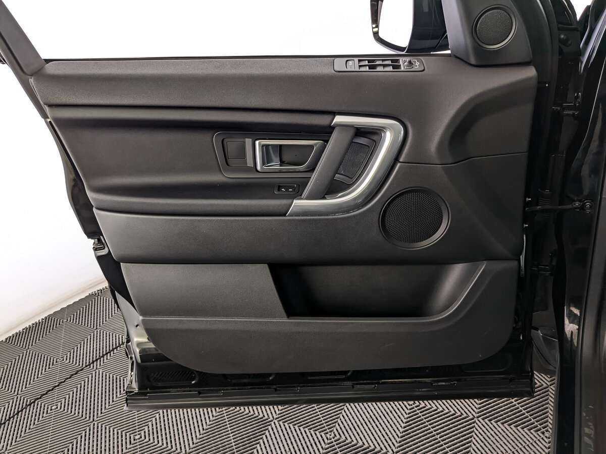 Купить Land Rover Discovery Sport с пробегом. Фото: #18