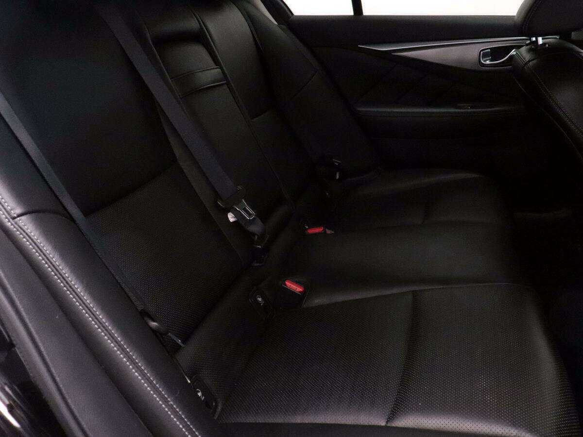 Купить Infiniti Q50 с пробегом. Фото: #6