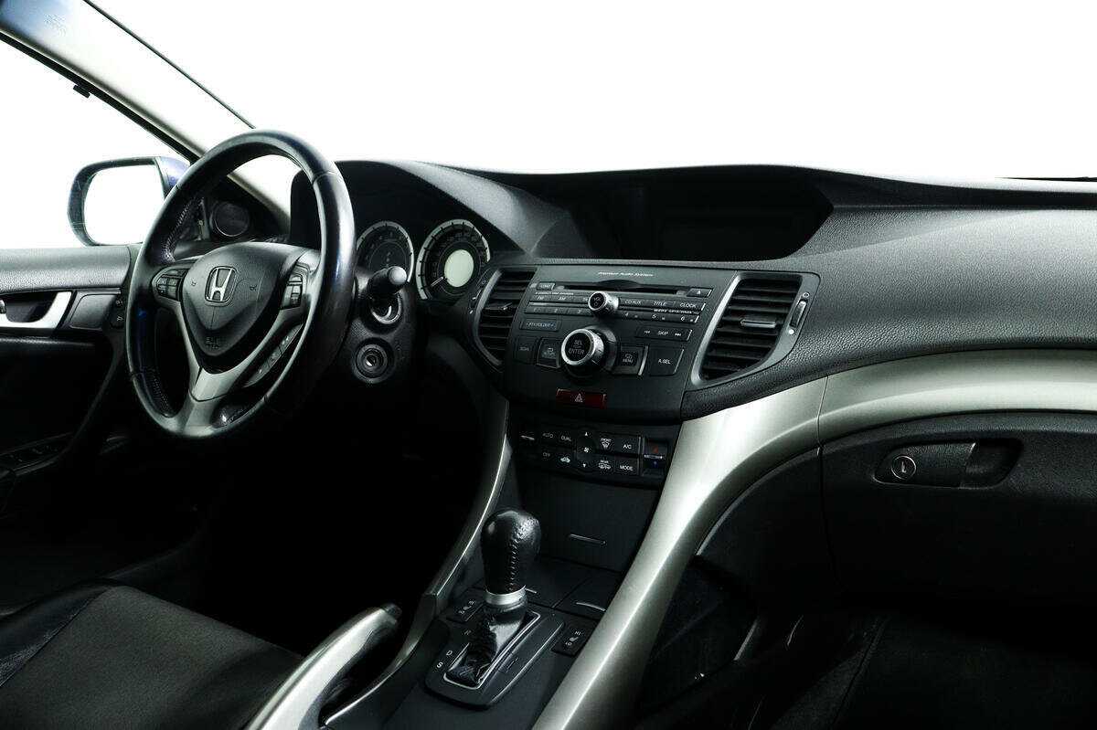 Купить Honda Accord с пробегом. Фото: #8