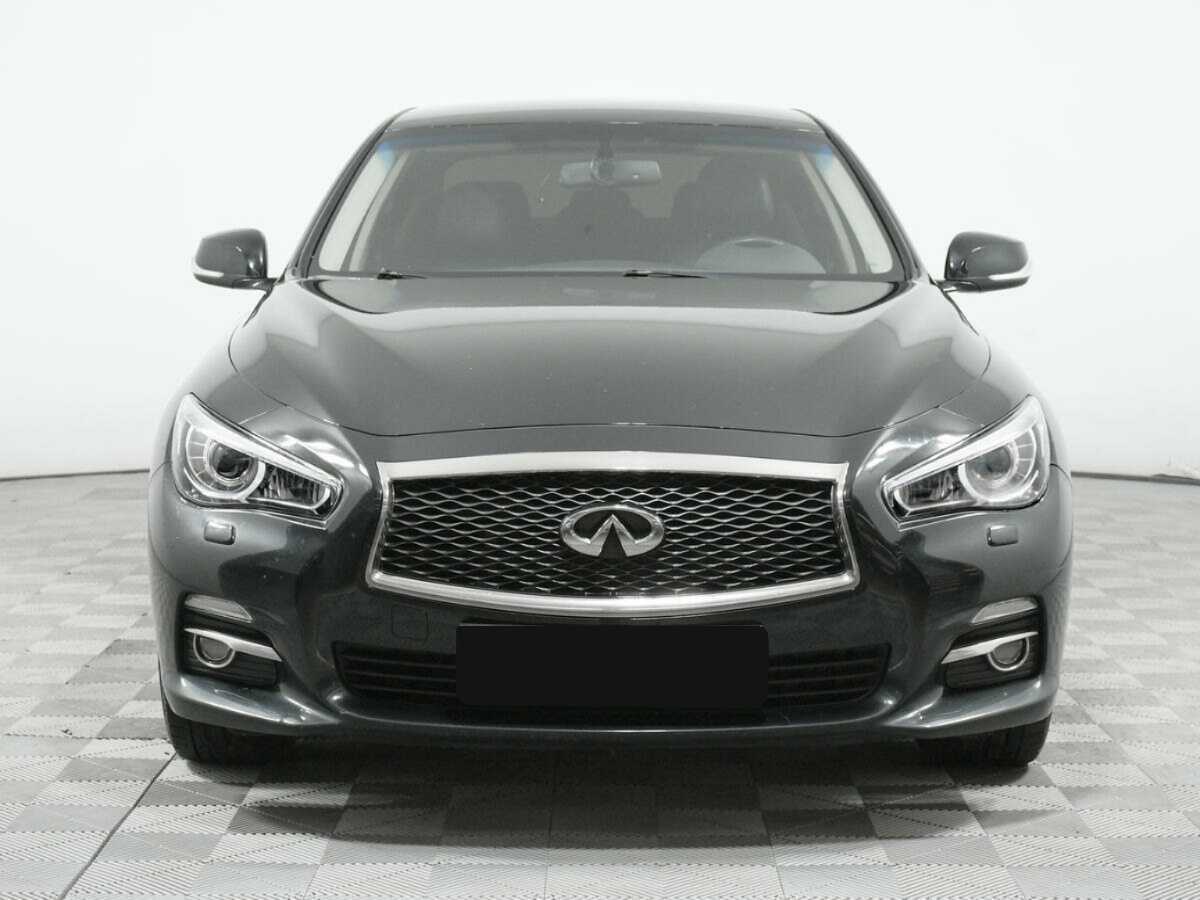 Купить Infiniti Q50 с пробегом. Фото: #1
