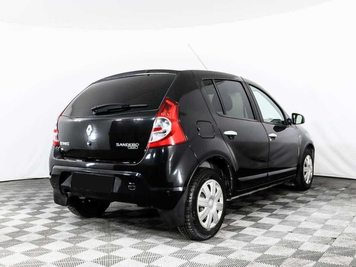 Купить Renault Sandero с пробегом. Фото: #4
